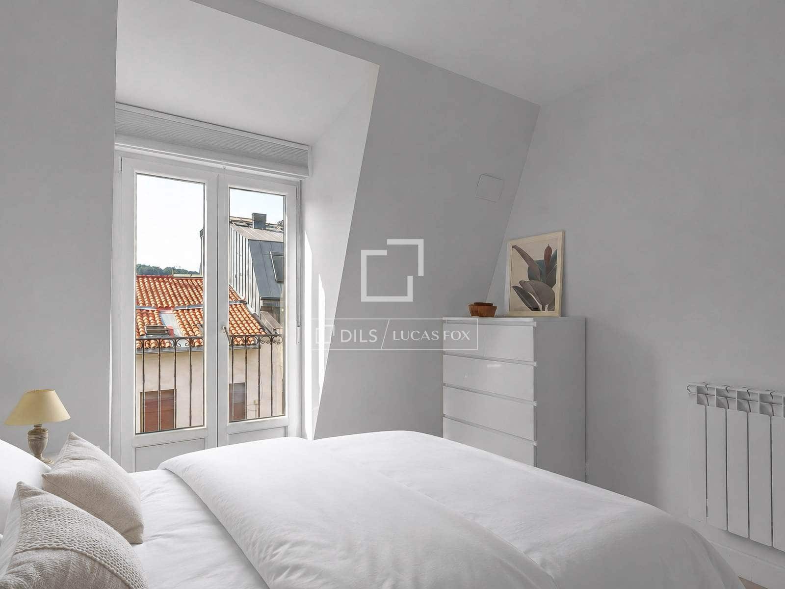 2 bedroom Apartment for sale in Donostia-San Sebastian - € 726,000 (Ref: 9974272)
