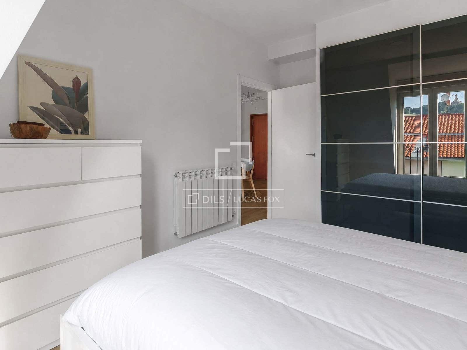 2 bedroom Apartment for sale in Donostia-San Sebastian - € 726,000 (Ref: 9974272)
