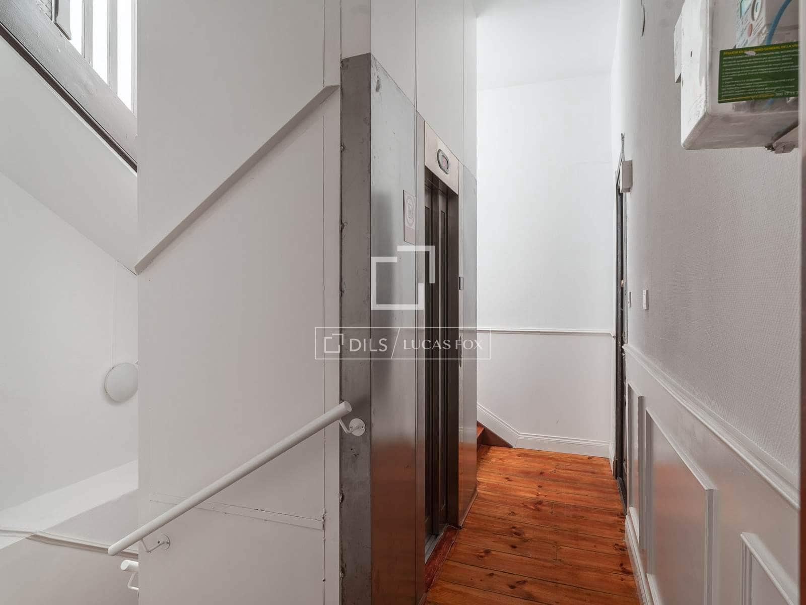 2 bedroom Apartment for sale in Donostia-San Sebastian - € 726,000 (Ref: 9974272)