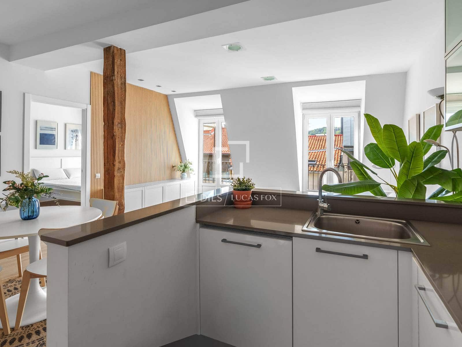 2 bedroom Apartment for sale in Donostia-San Sebastian - € 726,000 (Ref: 9974272)