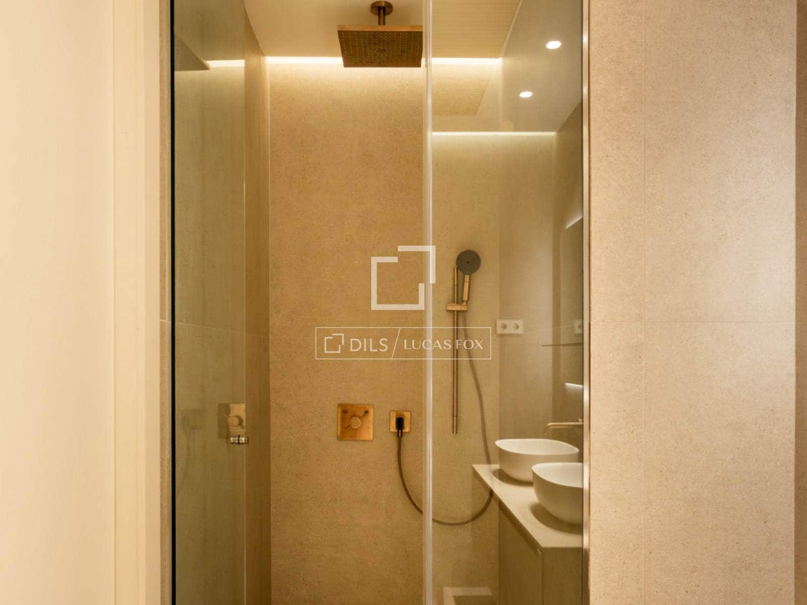 3 soverom Leilighet til salgs i Madrid by med svømmebasseng - € 3 785 000 (Ref: 9974368)