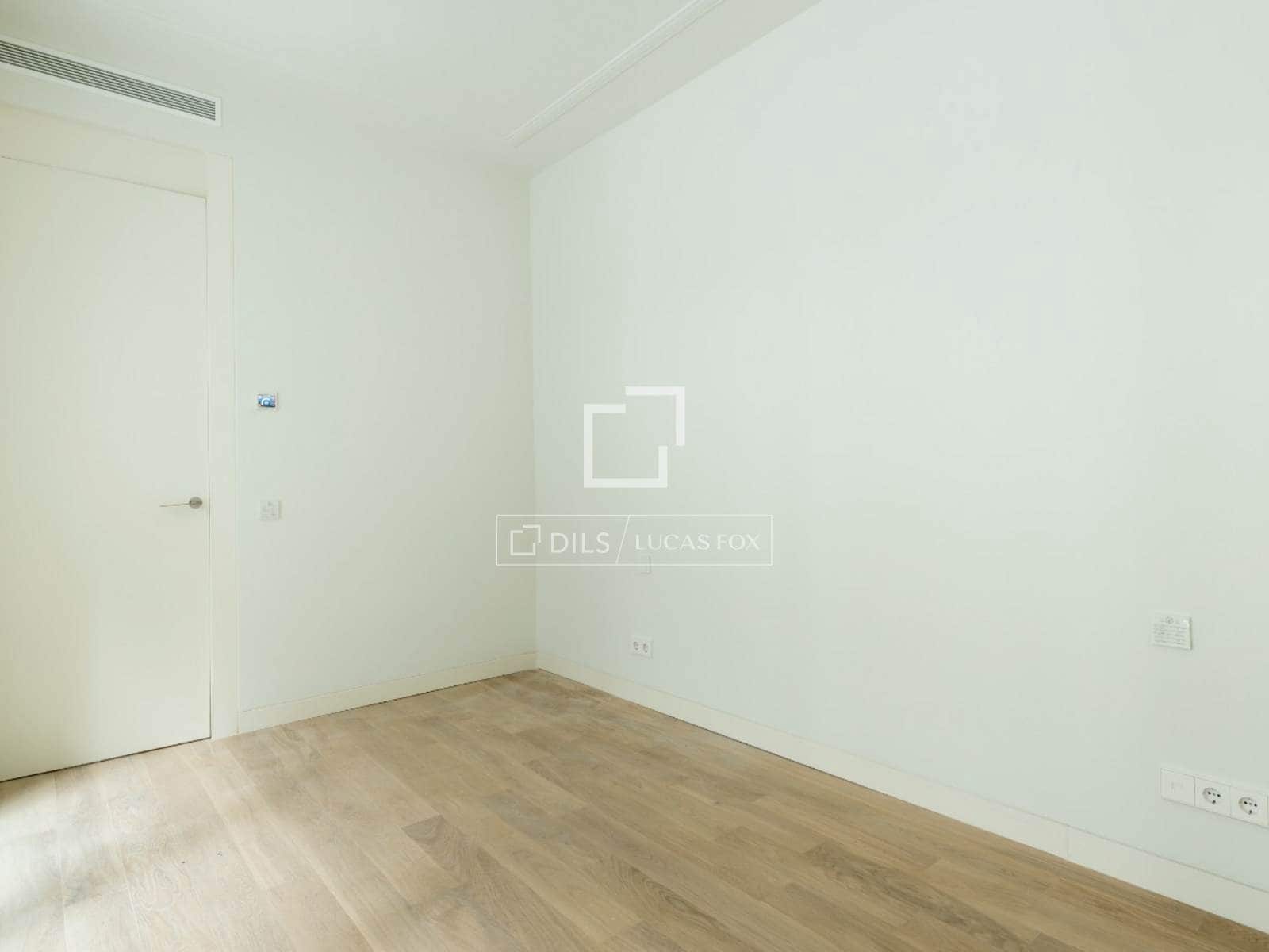 3 soverom Leilighet til salgs i Madrid by med svømmebasseng - € 3 785 000 (Ref: 9974368)