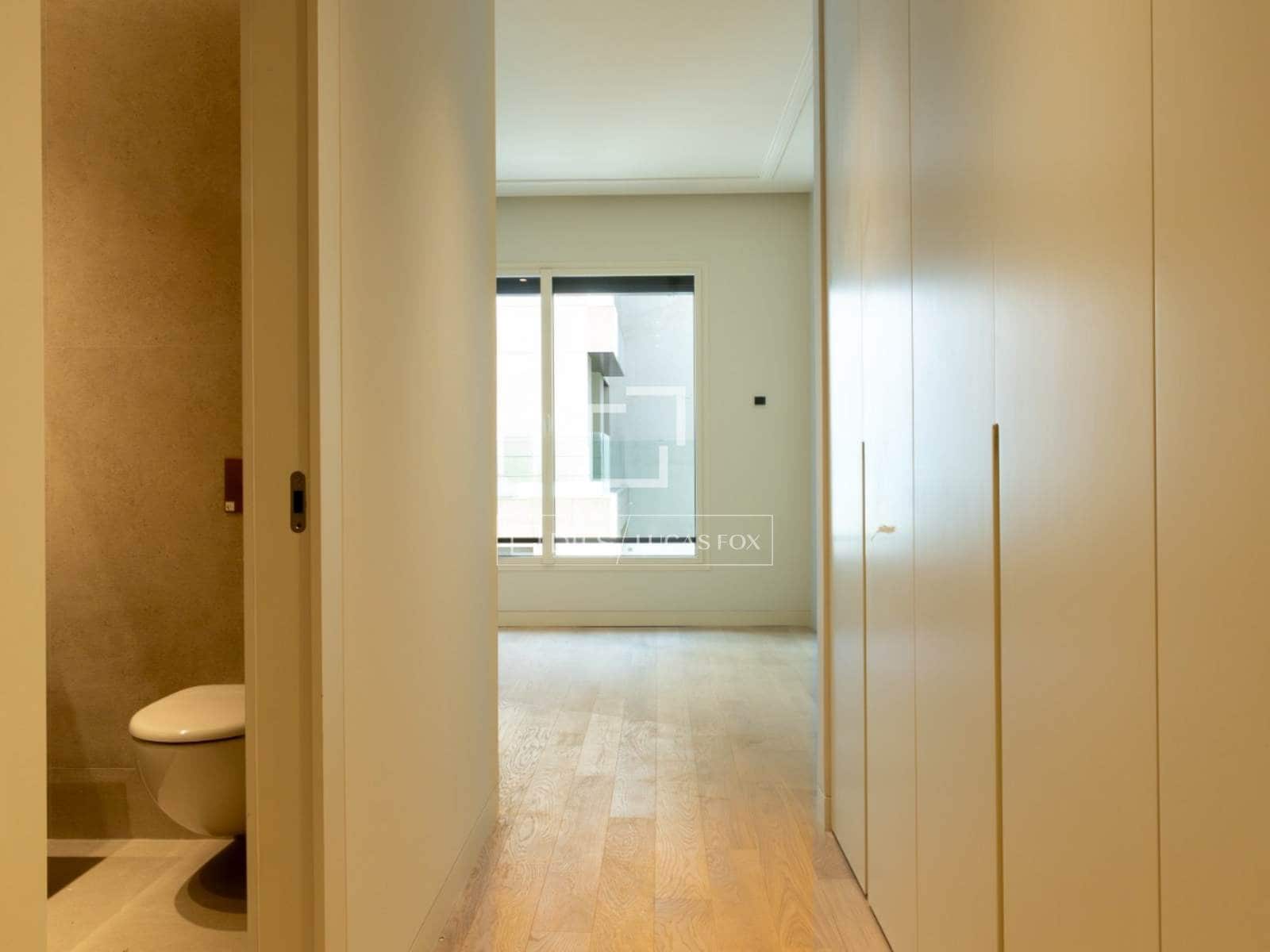 3 soverom Leilighet til salgs i Madrid by med svømmebasseng - € 3 785 000 (Ref: 9974368)