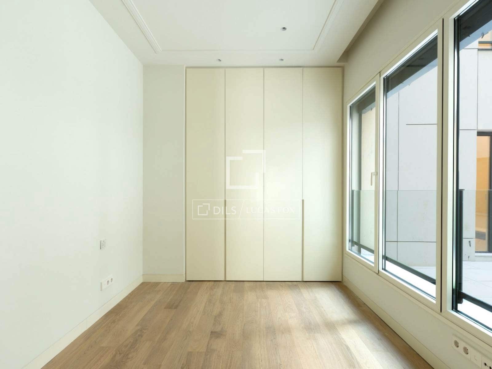 3 soverom Leilighet til salgs i Madrid by med svømmebasseng - € 3 785 000 (Ref: 9974368)