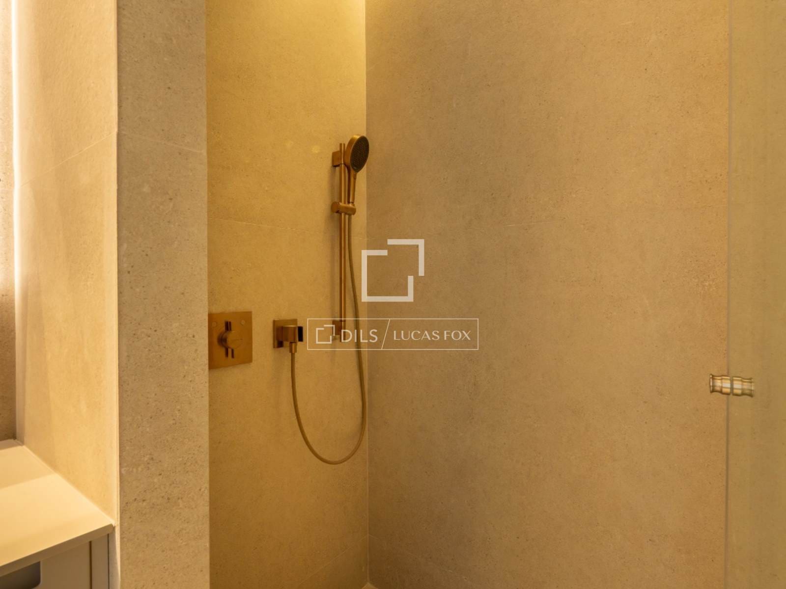 3 soverom Leilighet til salgs i Madrid by med svømmebasseng - € 3 785 000 (Ref: 9974368)