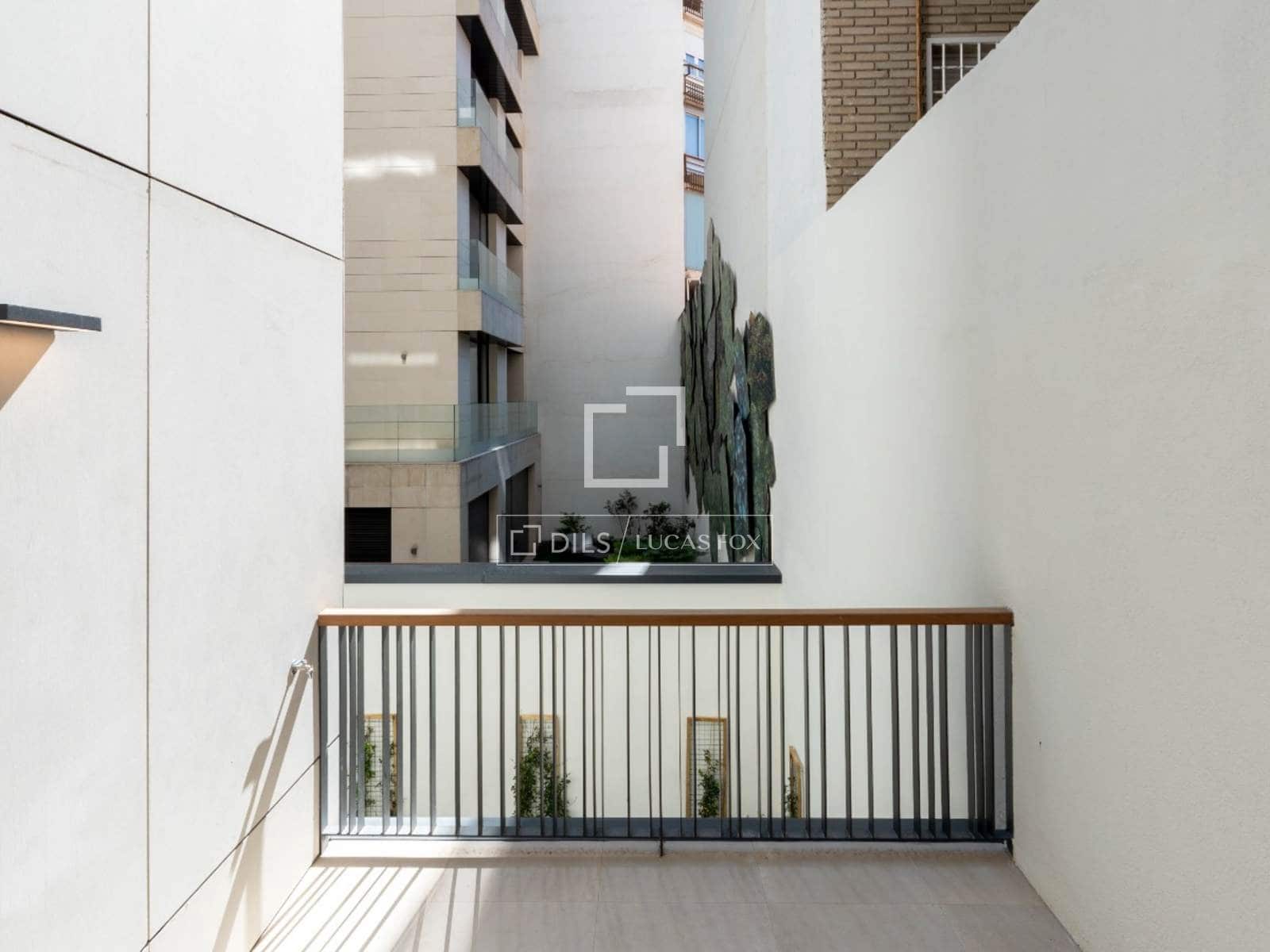 3 soverom Leilighet til salgs i Madrid by med svømmebasseng - € 3 785 000 (Ref: 9974368)