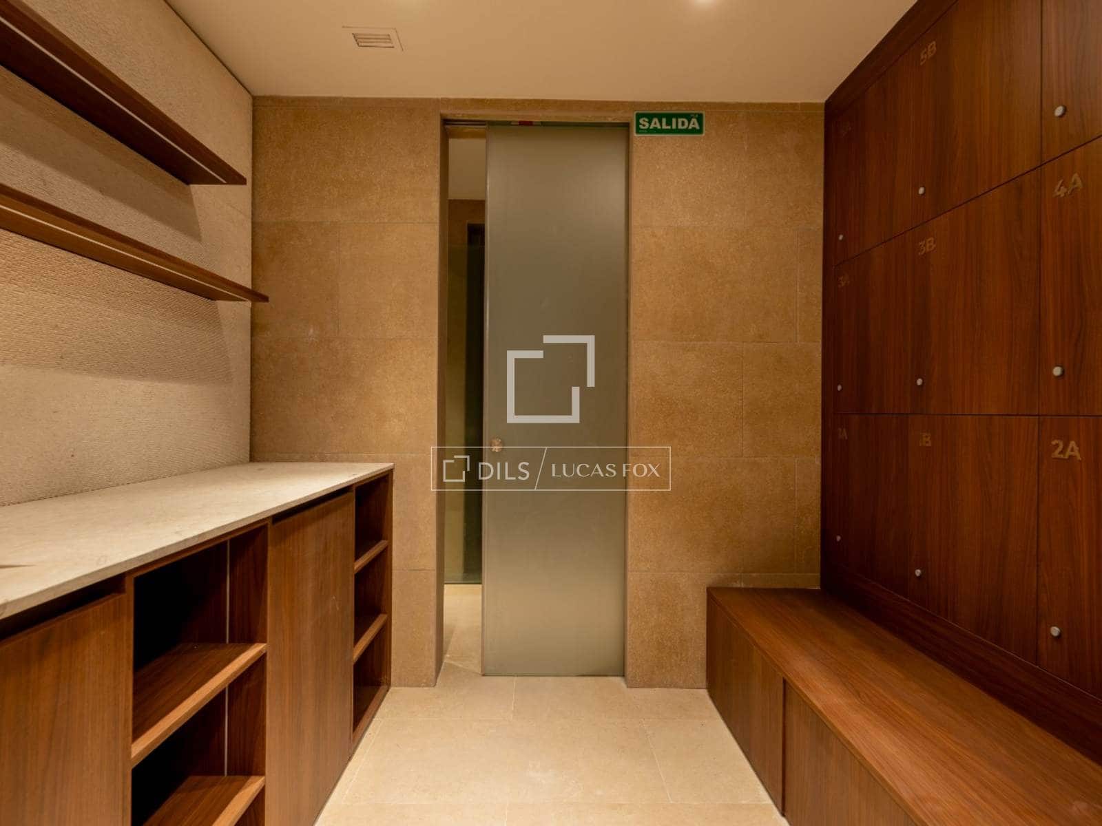 3 soverom Leilighet til salgs i Madrid by med svømmebasseng - € 3 785 000 (Ref: 9974368)