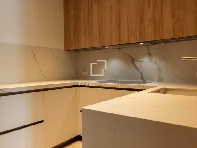 3 soverom Leilighet til salgs i Recoletos, Madrid by med svømmebasseng - € 3 785 000 (Ref: 9974368)