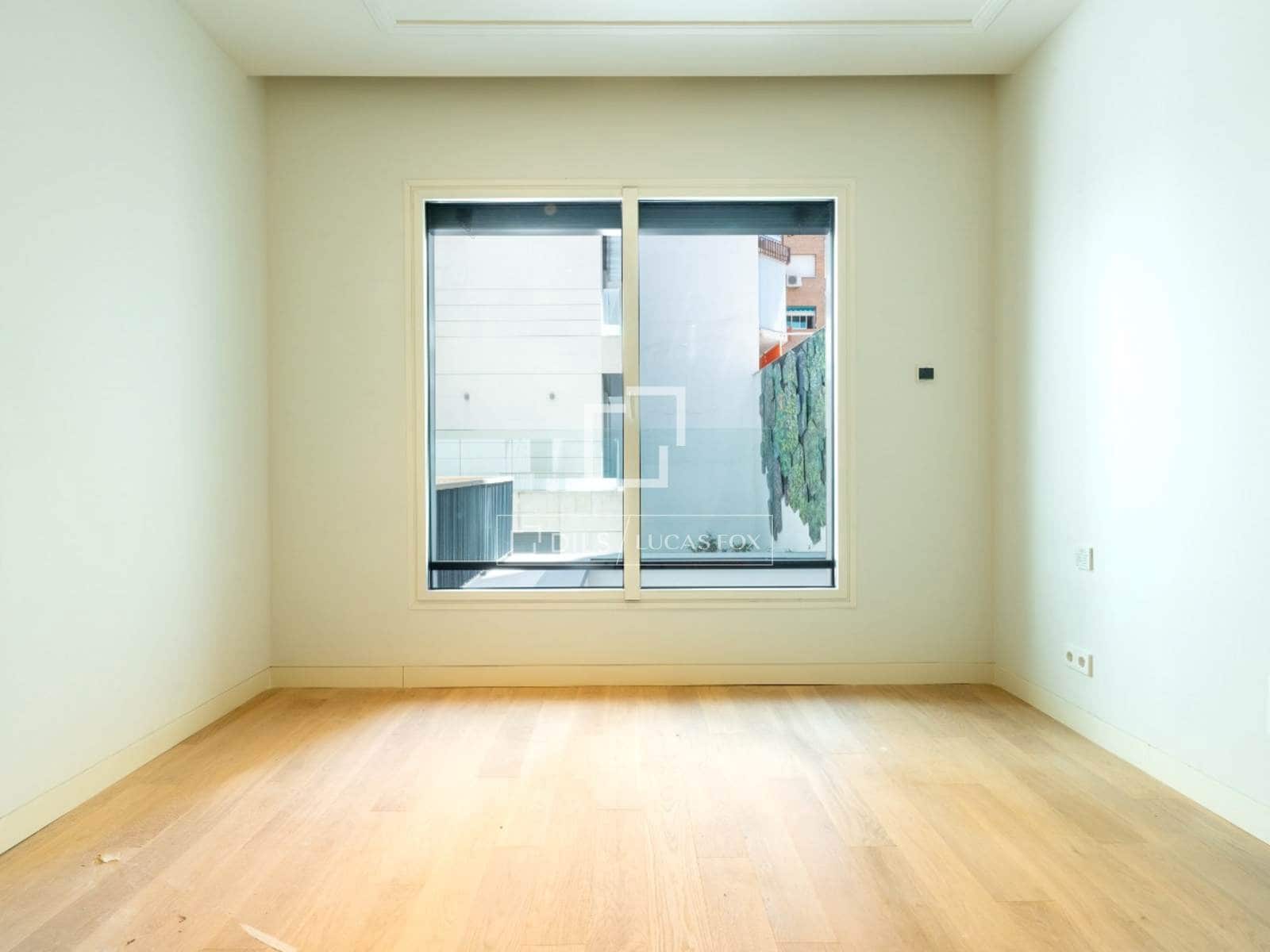3 soverom Leilighet til salgs i Madrid by med svømmebasseng - € 3 785 000 (Ref: 9974368)