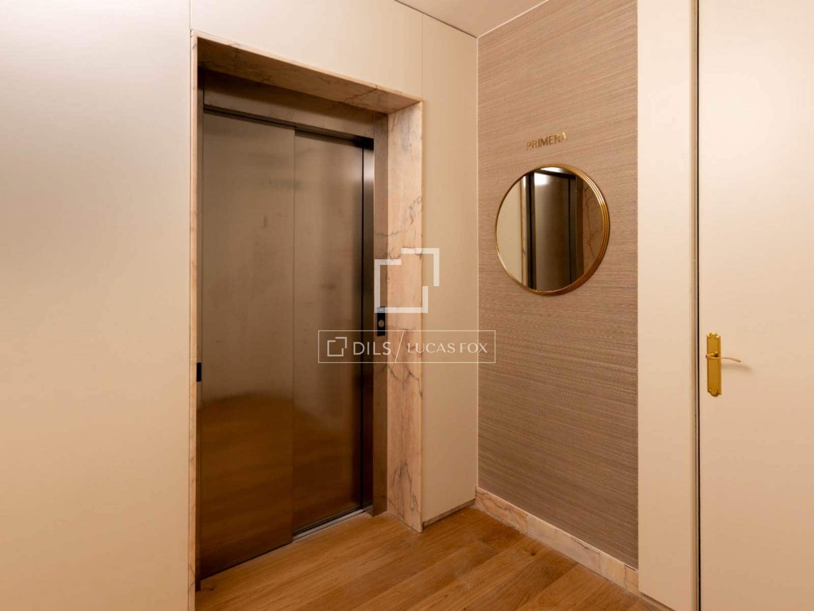 3 soverom Leilighet til salgs i Madrid by med svømmebasseng - € 3 785 000 (Ref: 9974368)