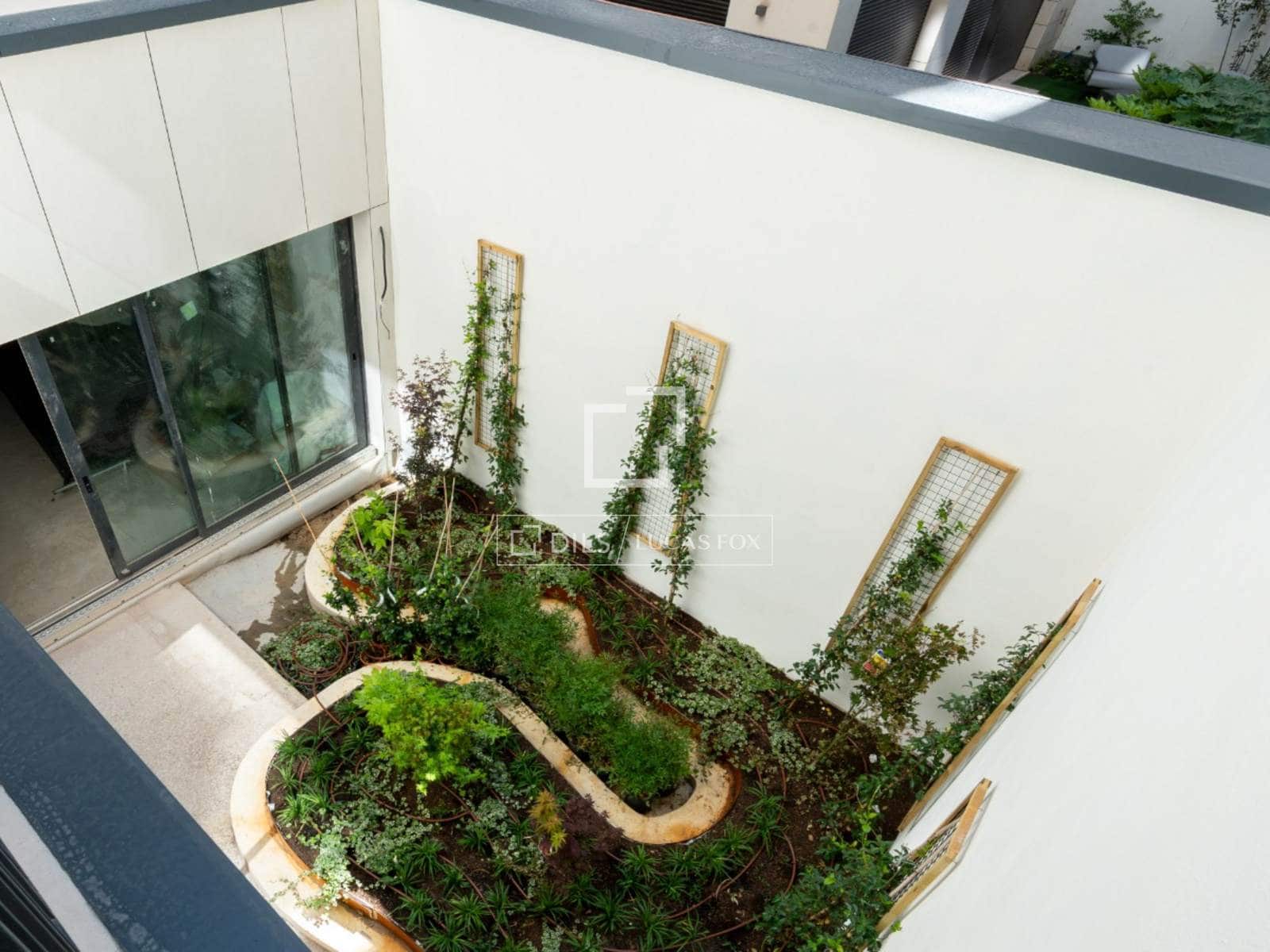 3 soverom Leilighet til salgs i Madrid by med svømmebasseng - € 3 785 000 (Ref: 9974368)