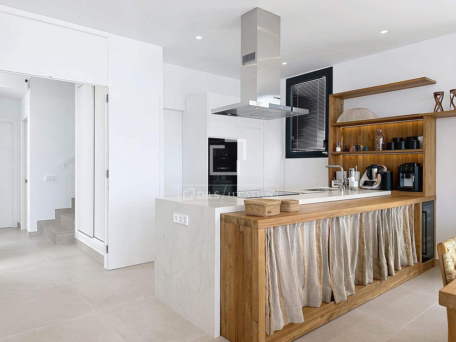 4 camera da letto Villa da affittare in Ciutadella de Menorca con piscina garage - 35.000 € (Rif: 9974369)