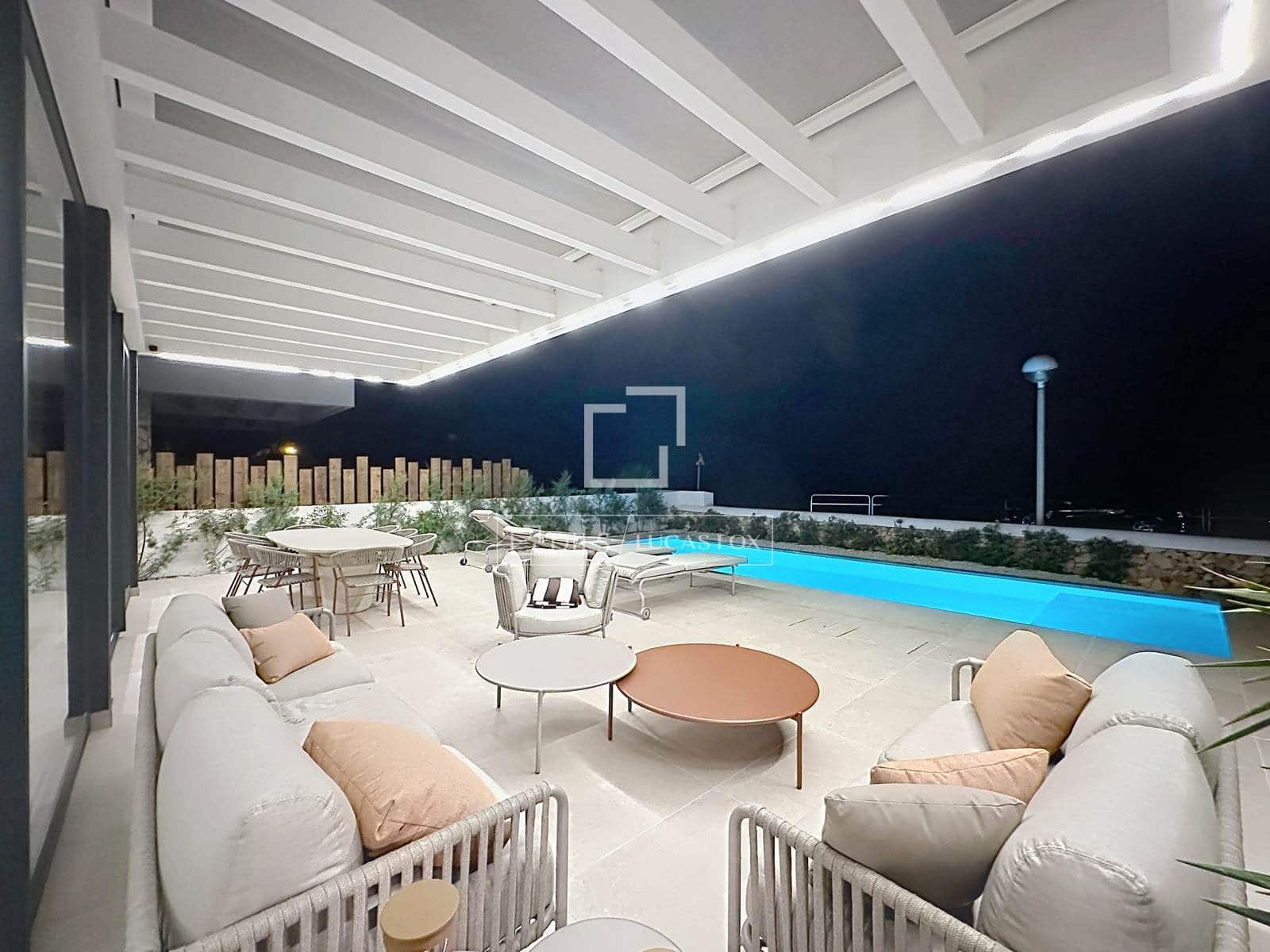 4 camera da letto Villa da affittare in Ciutadella de Menorca con piscina garage - 35.000 € (Rif: 9974369)