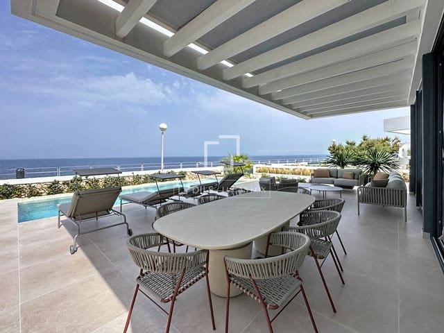 4 sypialnia Willa do wynajęcia w Ciutadella de Menorca z basenem garażem - 35 000 € (Ref: 9974369)