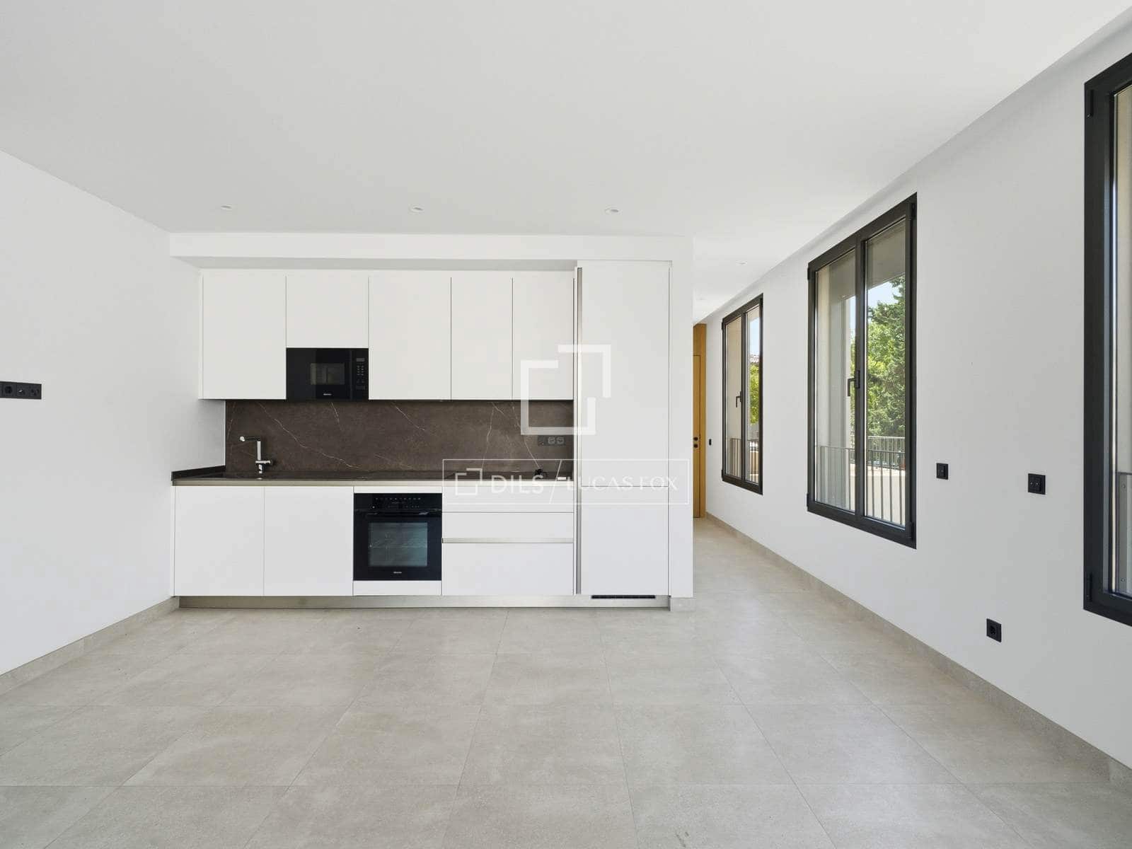 2 bedroom Apartment for sale in Palma de Mallorca with pool garage - € 785,000 (Ref: 9975902)