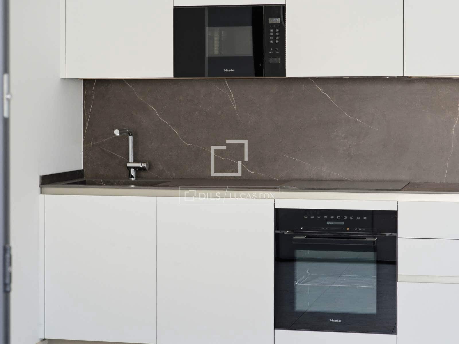 2 bedroom Apartment for sale in Palma de Mallorca with pool garage - € 785,000 (Ref: 9975902)