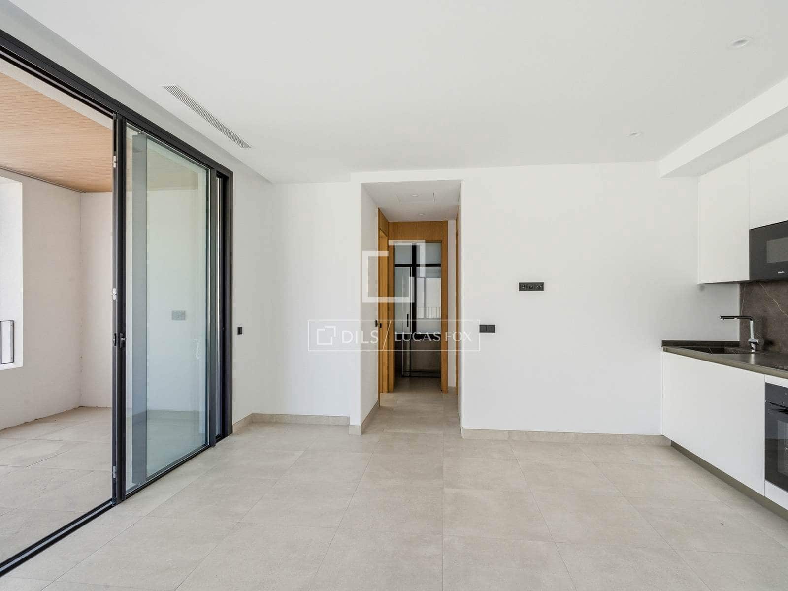 2 bedroom Apartment for sale in Palma de Mallorca with pool garage - € 785,000 (Ref: 9975902)