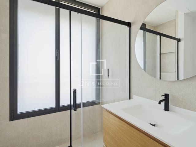 2 bedroom Apartment for sale in Palma de Mallorca with pool garage - € 785,000 (Ref: 9975902)