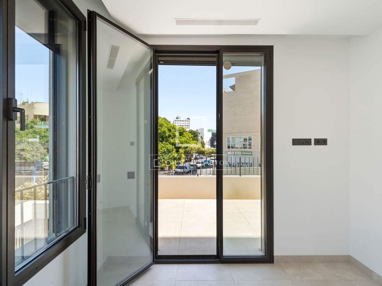 2 bedroom Apartment for sale in Palma de Mallorca with pool garage - € 785,000 (Ref: 9975902)