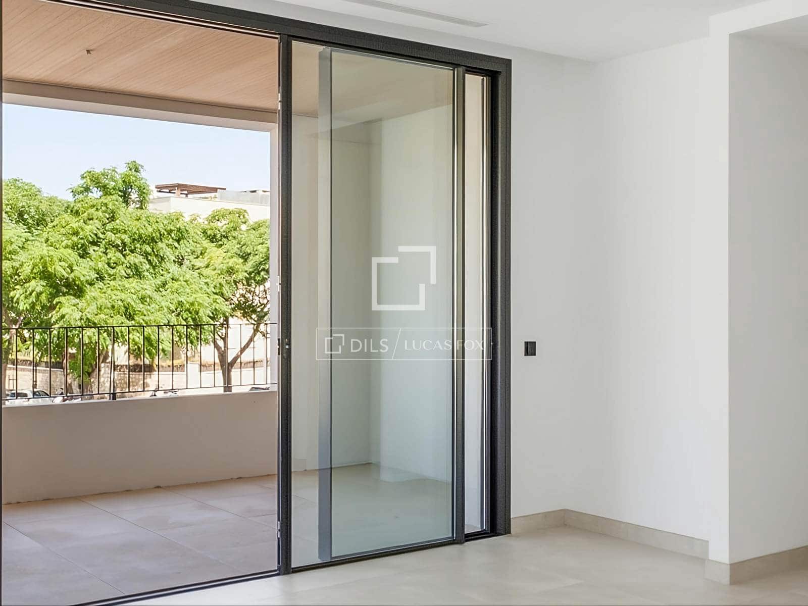 2 bedroom Apartment for sale in Palma de Mallorca with pool garage - € 785,000 (Ref: 9975902)