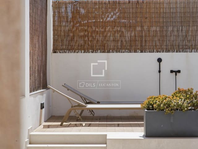 2 bedroom Apartment for sale in Palma de Mallorca with pool garage - € 785,000 (Ref: 9975902)