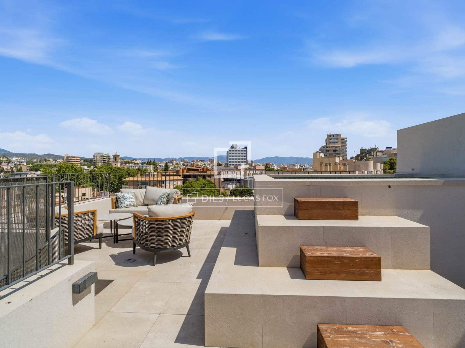 2 bedroom Apartment for sale in Palma de Mallorca with pool garage - € 785,000 (Ref: 9975902)