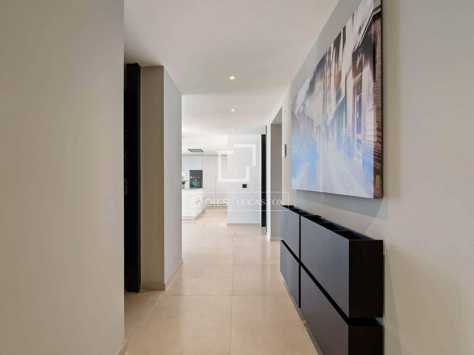 3 soverom Penthouse til salgs i Marbella med svømmebasseng garasje - € 2 895 000 (Ref: 9975903)