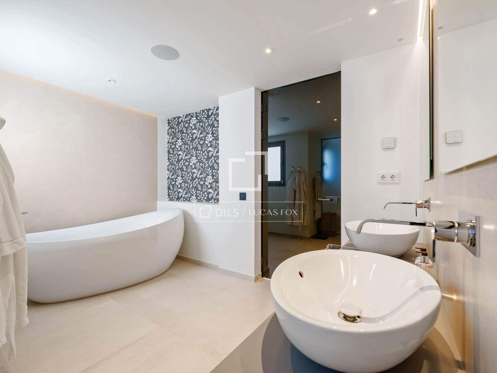 3 soverom Penthouse til salgs i Marbella med svømmebasseng garasje - € 2 895 000 (Ref: 9975903)