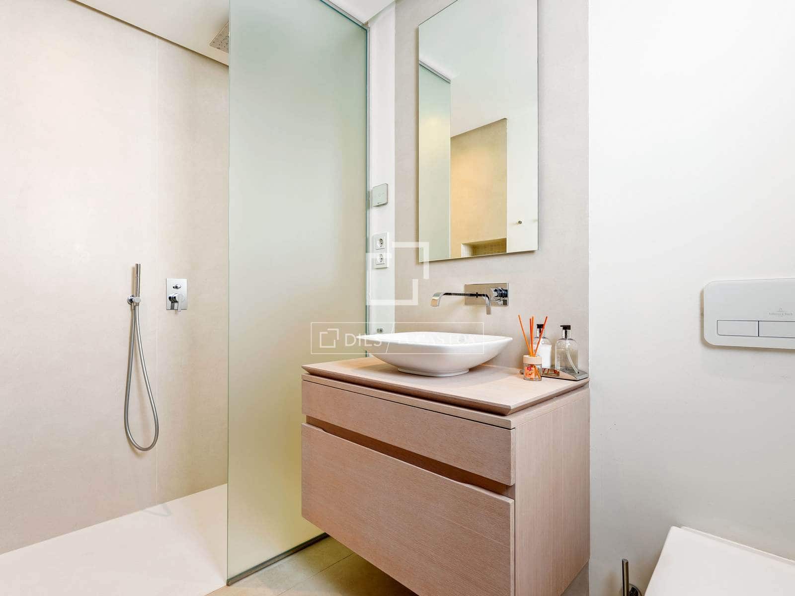 3 soverom Penthouse til salgs i Marbella med svømmebasseng garasje - € 2 895 000 (Ref: 9975903)