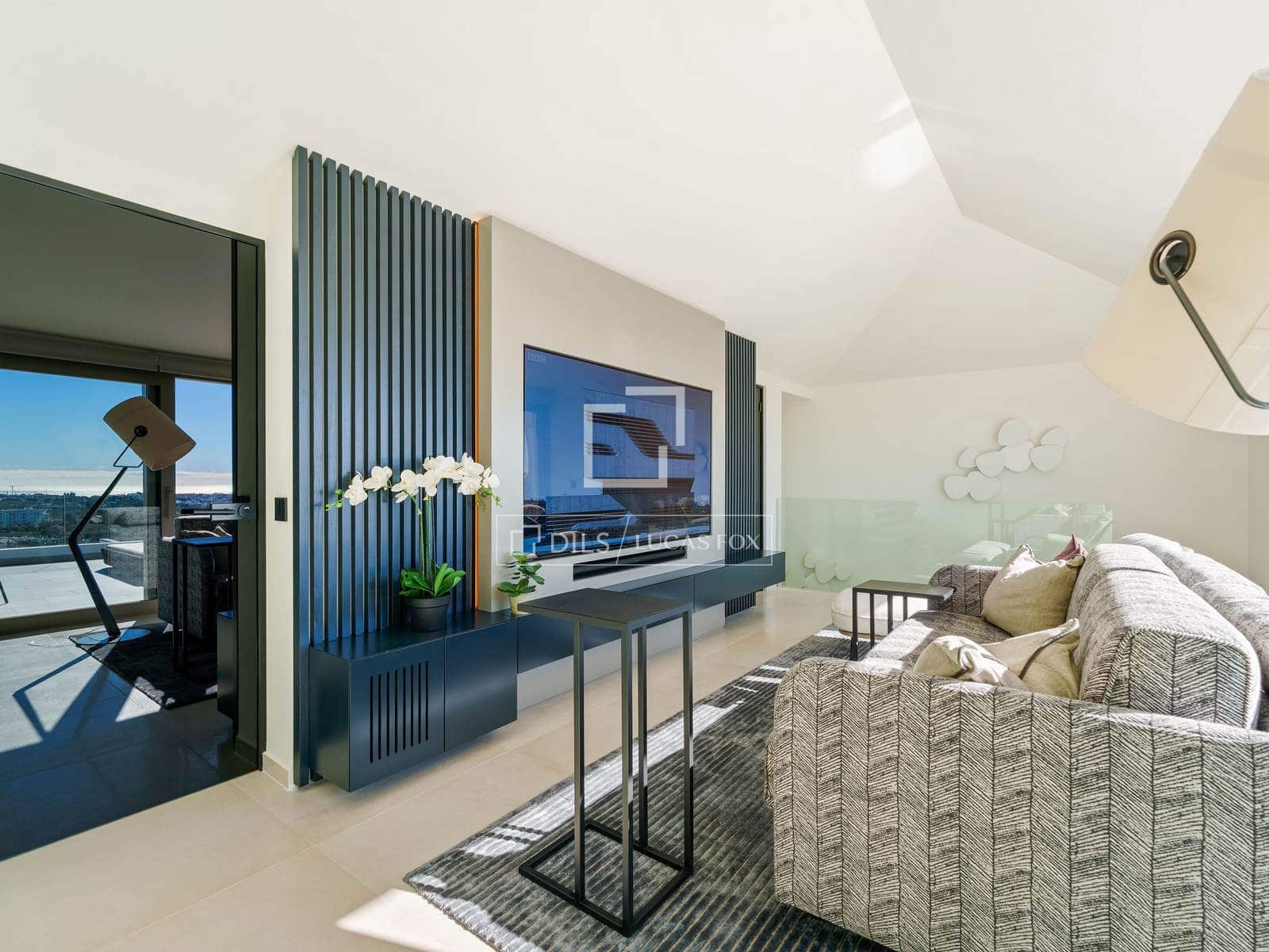 3 soverom Penthouse til salgs i Marbella med svømmebasseng garasje - € 2 895 000 (Ref: 9975903)