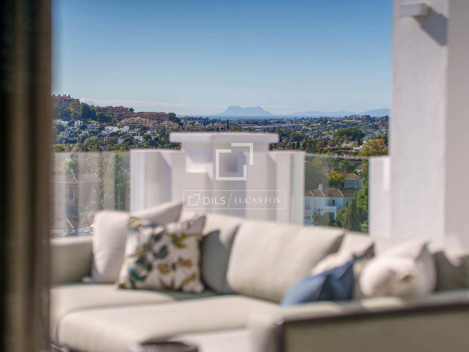 3 soverom Penthouse til salgs i Marbella med svømmebasseng garasje - € 2 895 000 (Ref: 9975903)