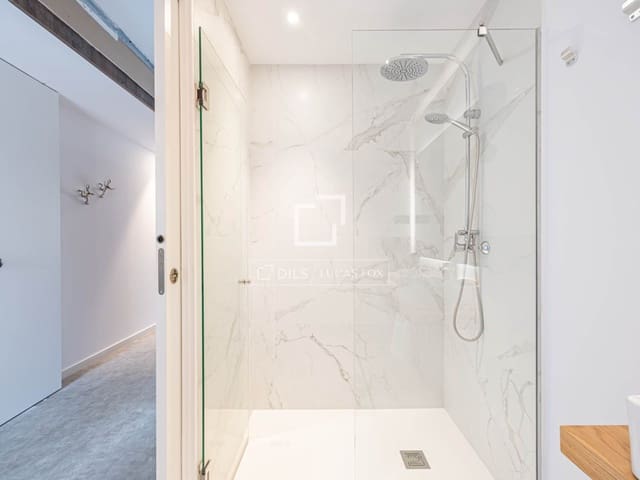 Apartamento de 2 habitaciones en Barcelona ciudad en venta - 880.000 € (Ref: 9975905)