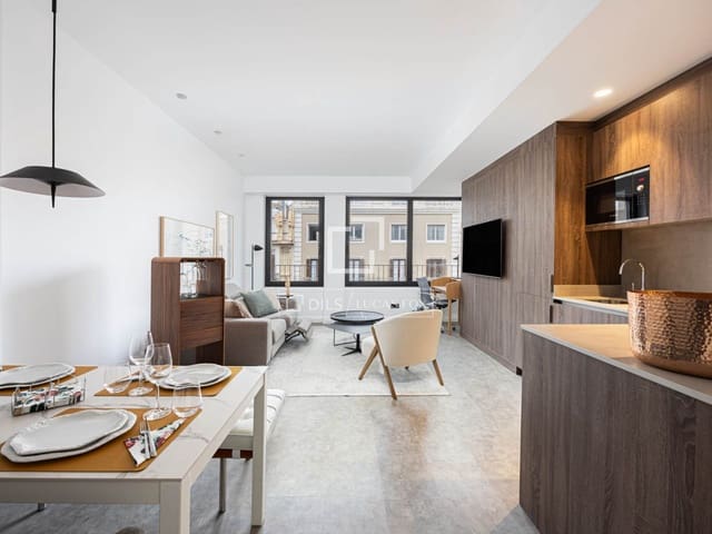 2 soveværelse Penthouse til salg i Barcelona by - € 925.000 (Ref: 9975908)