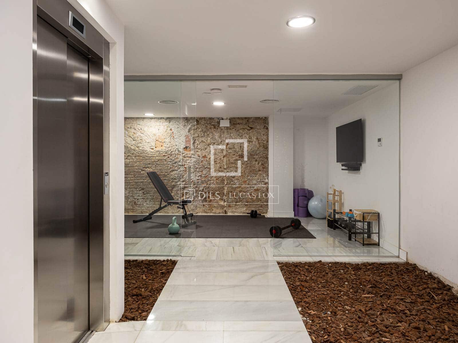 2 soveværelse Penthouse til salg i Barcelona by - € 925.000 (Ref: 9975908)