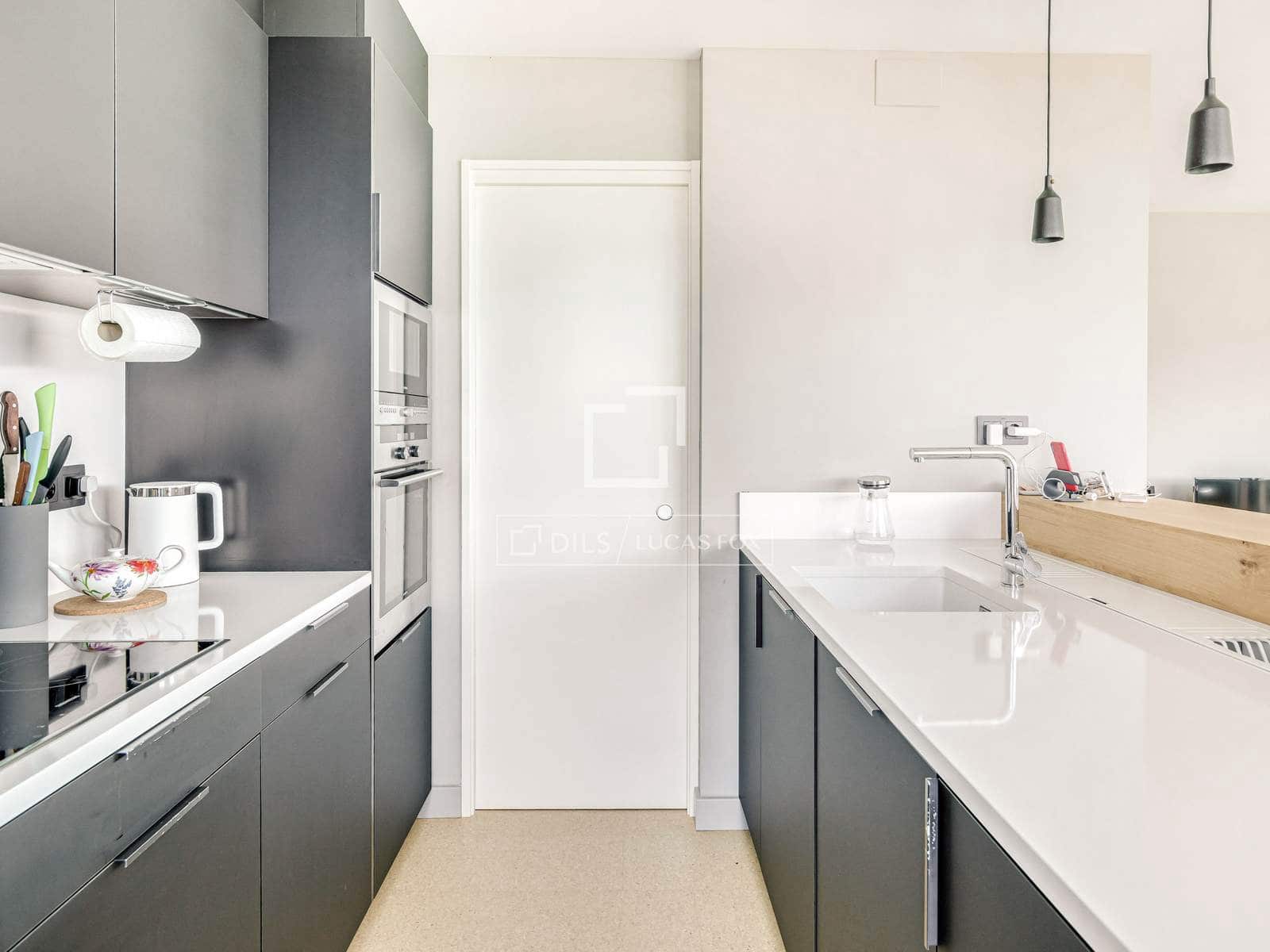 3 bedroom Apartment for sale in Barcelona city with pool garage - € 1,525,000 (Ref: 9975913)