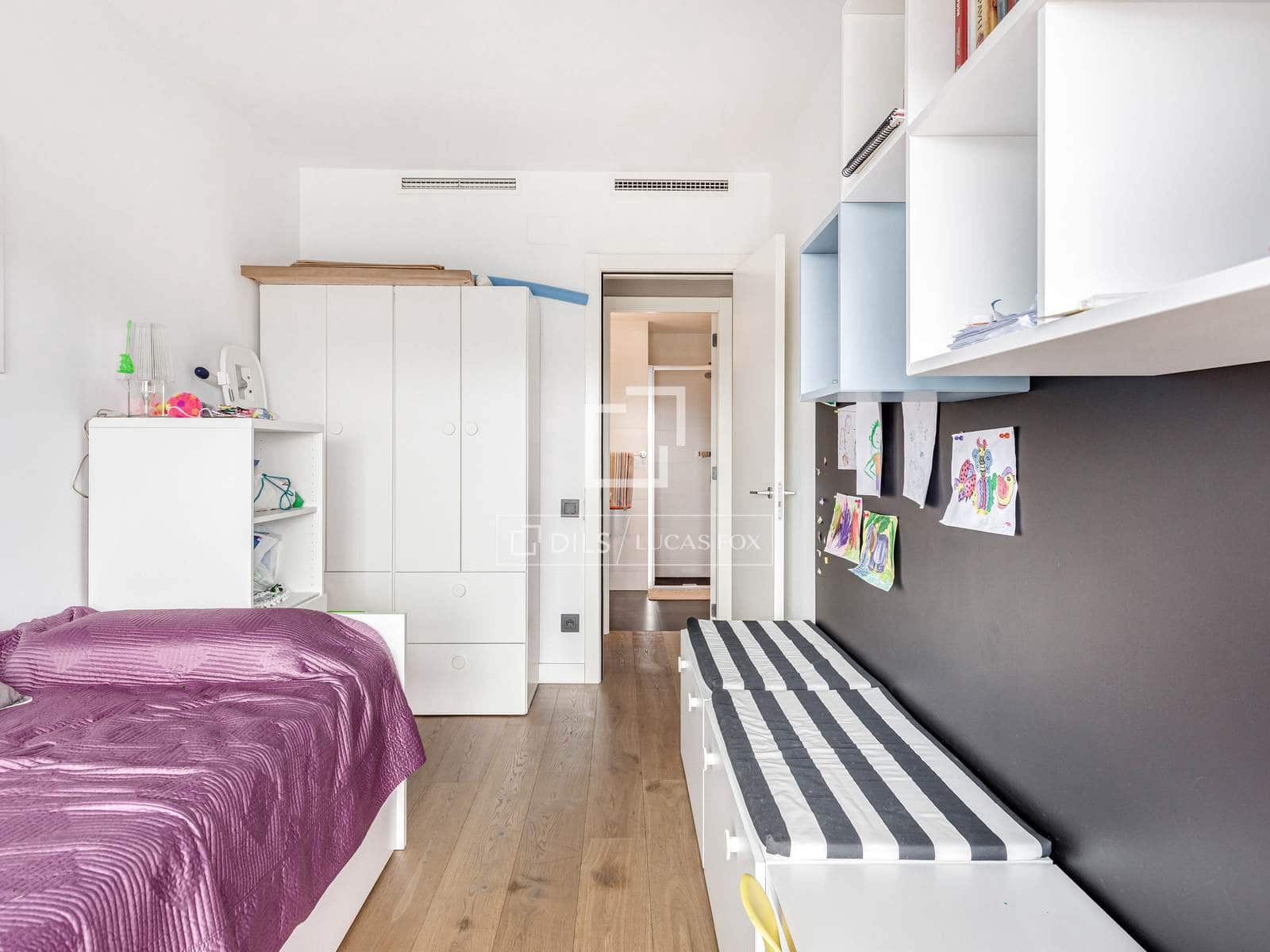 3 bedroom Apartment for sale in Barcelona city with pool garage - € 1,525,000 (Ref: 9975913)