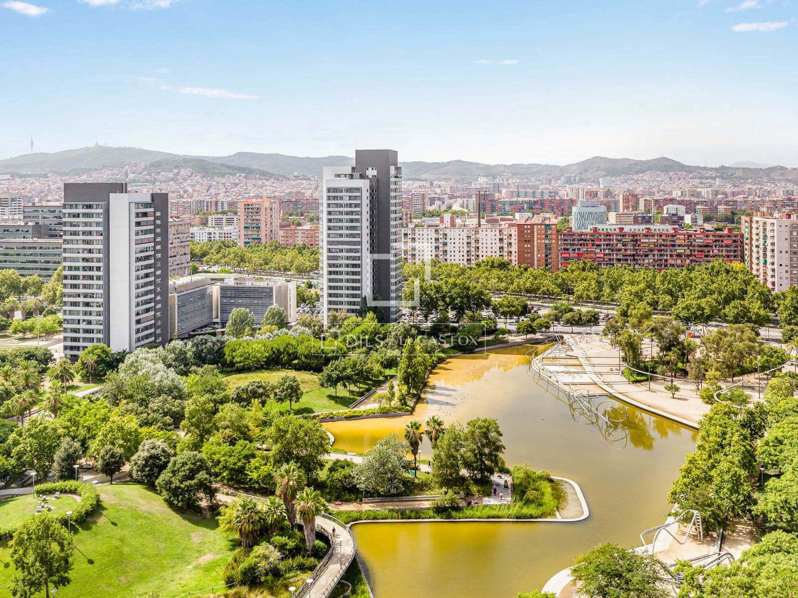 3 bedroom Apartment for sale in Barcelona city with pool garage - € 1,525,000 (Ref: 9975913)