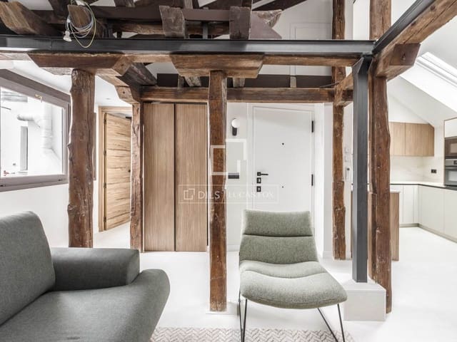 2 sovrum Lägenhet att hyra i Madrid stad - 2 600 € (Ref: 9975914)