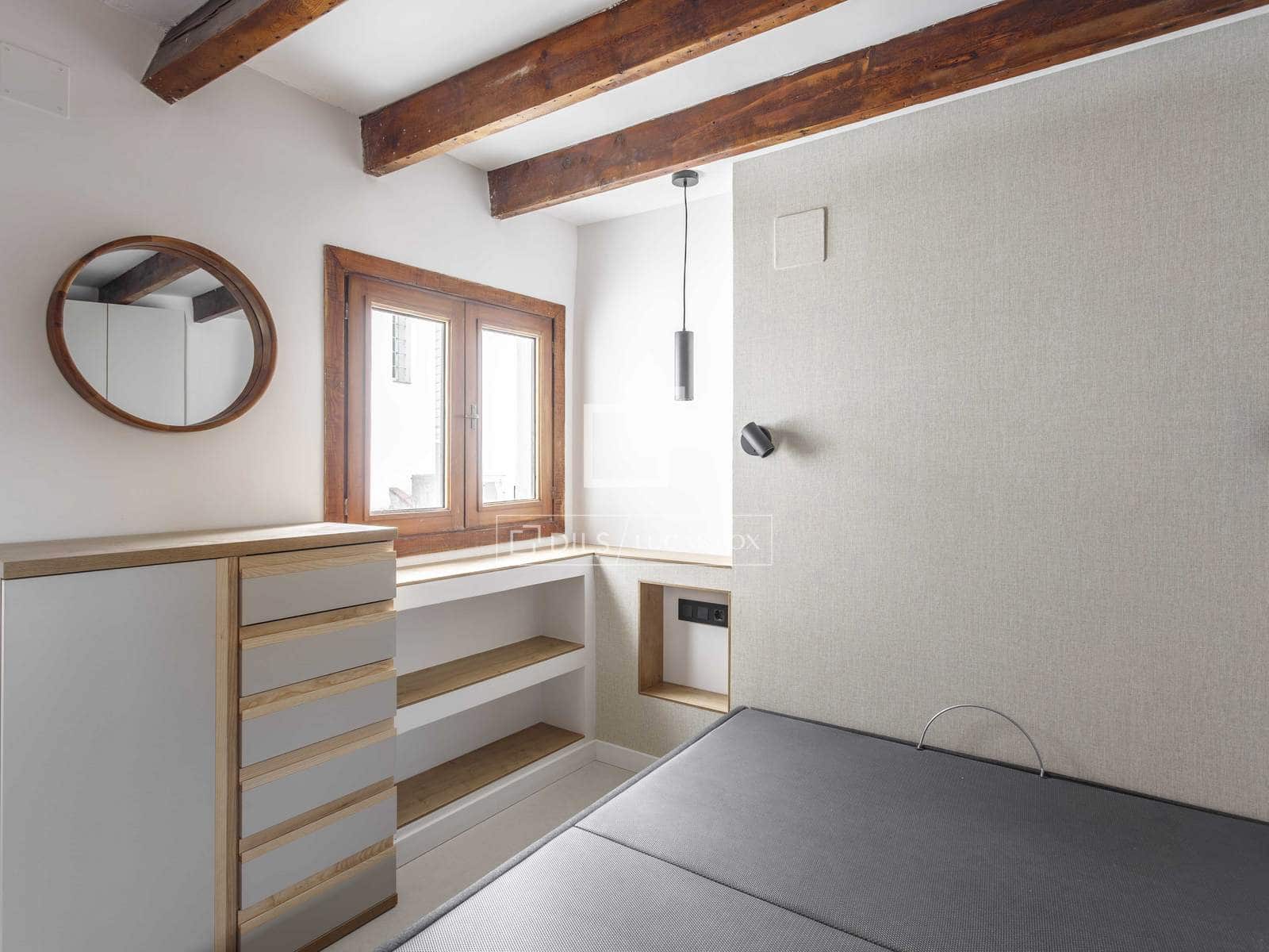 2 slaapkamer Appartement te huur in Madrid stad - € 2.600 (Ref: 9975914)