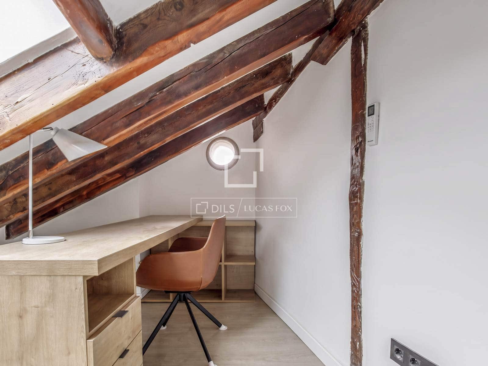 2 slaapkamer Appartement te huur in Madrid stad - € 2.600 (Ref: 9975914)