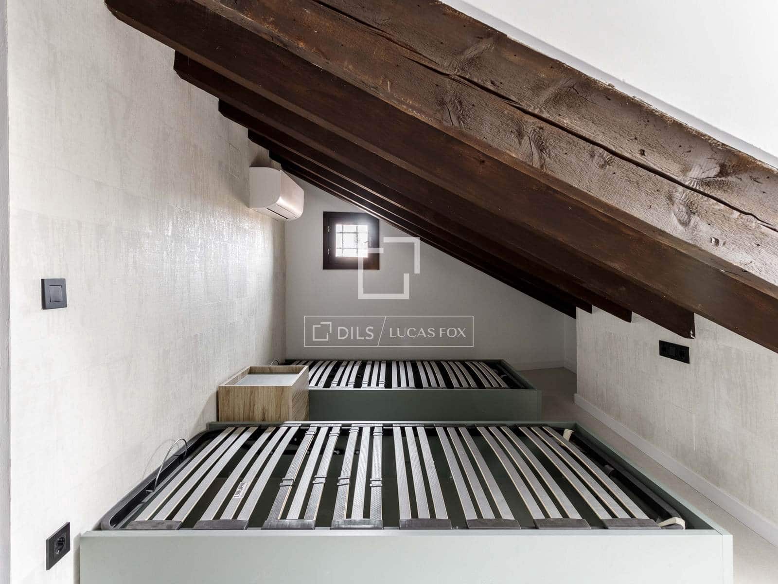 2 slaapkamer Appartement te huur in Madrid stad - € 2.600 (Ref: 9975914)