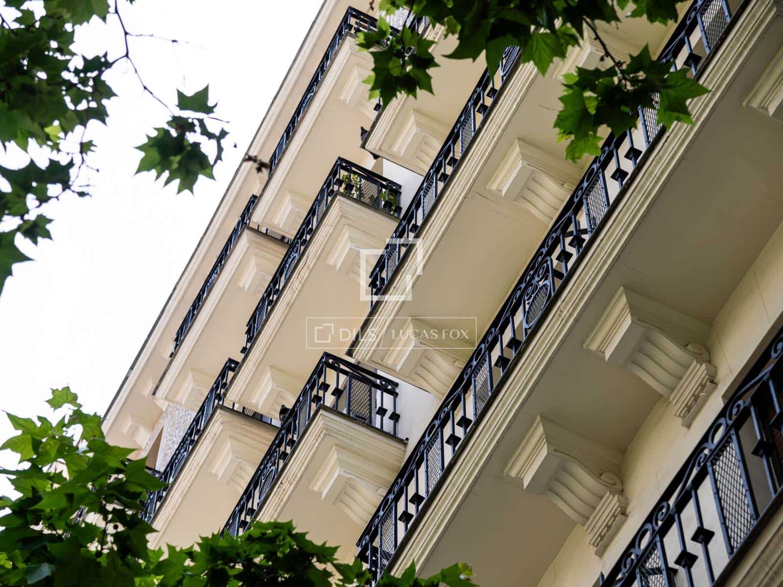 3 bedroom Apartment for sale in Madrid city - € 2,390,000 (Ref: 9976393)