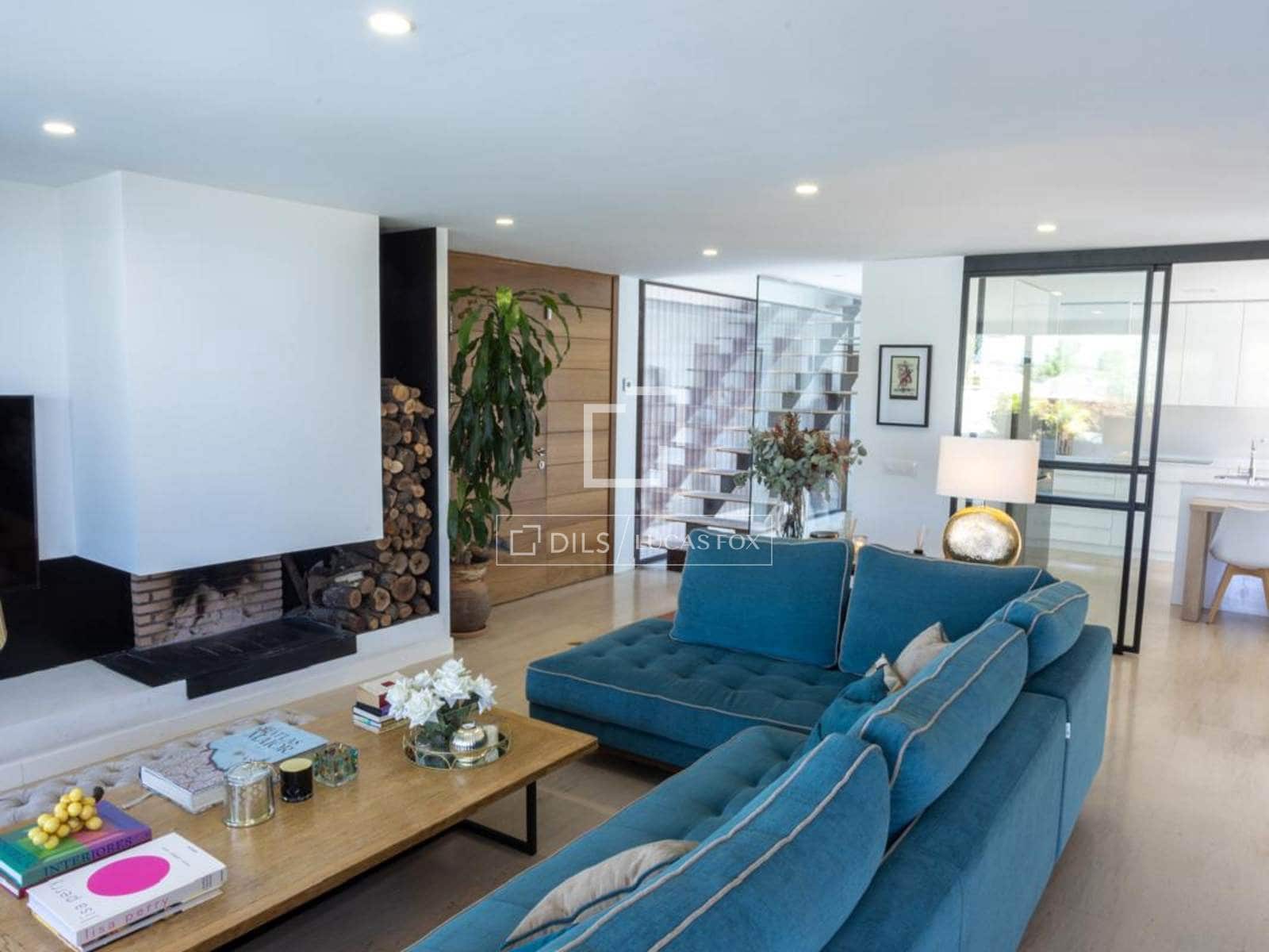 5 bedroom Finca/Country House for rent in Majadahonda with pool garage - € 8,500 (Ref: 9976394)