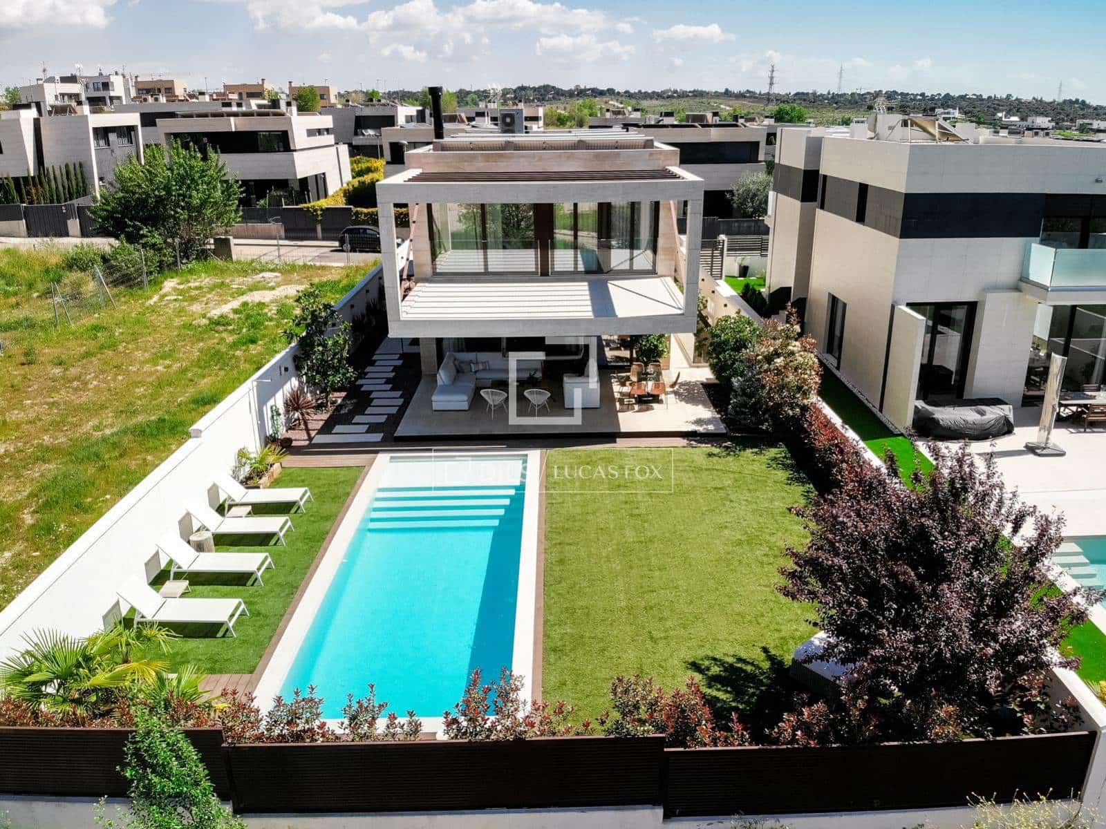 5 bedroom Finca/Country House for rent in Majadahonda with pool garage - € 8,500 (Ref: 9976394)