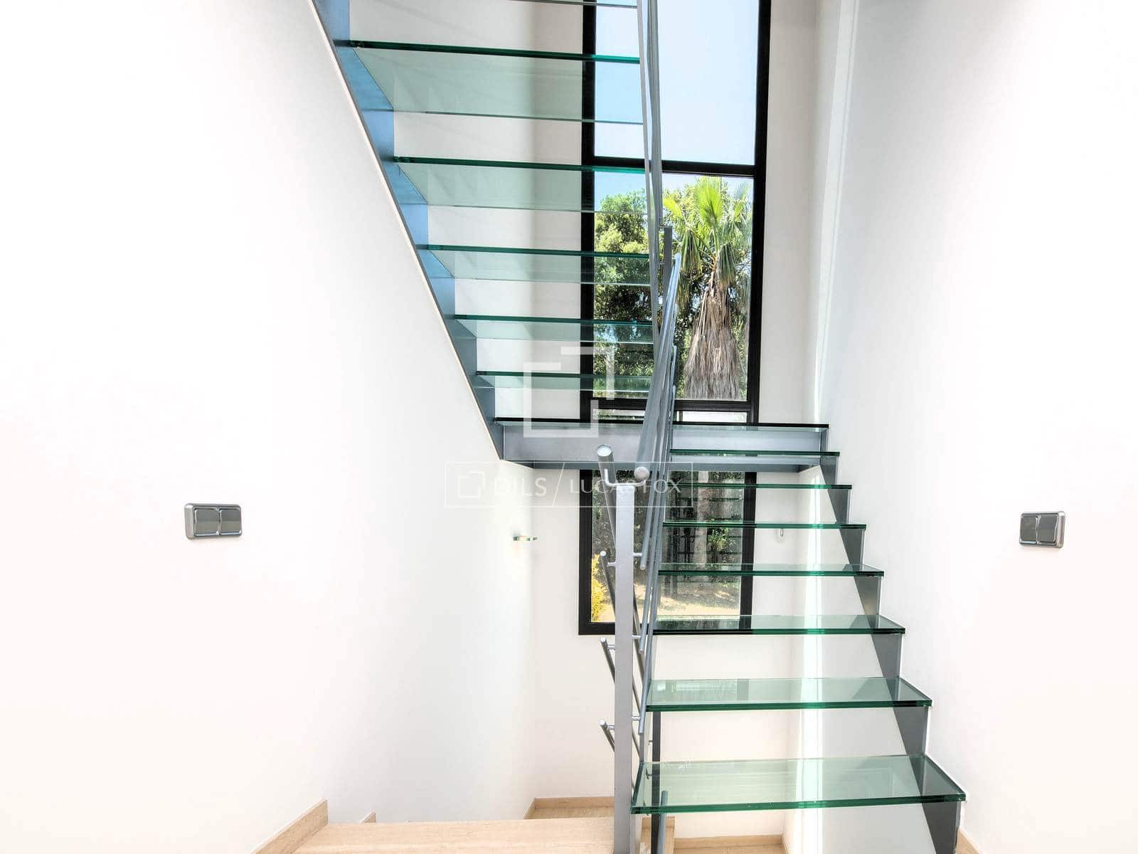 3 soveværelse Villa til salg i Santa Cristina d'Aro med swimmingpool garage - € 925.000 (Ref: 9976395)