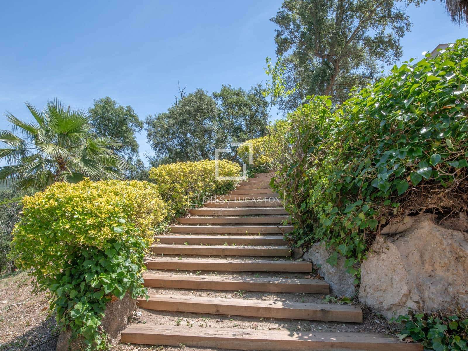 3 soveværelse Villa til salg i Santa Cristina d'Aro med swimmingpool garage - € 925.000 (Ref: 9976395)