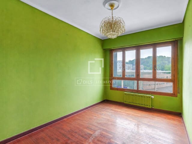 Apartamento de 3 habitaciones en Donostia-San Sebastián en venta - 540.000 € (Ref: 9976396)