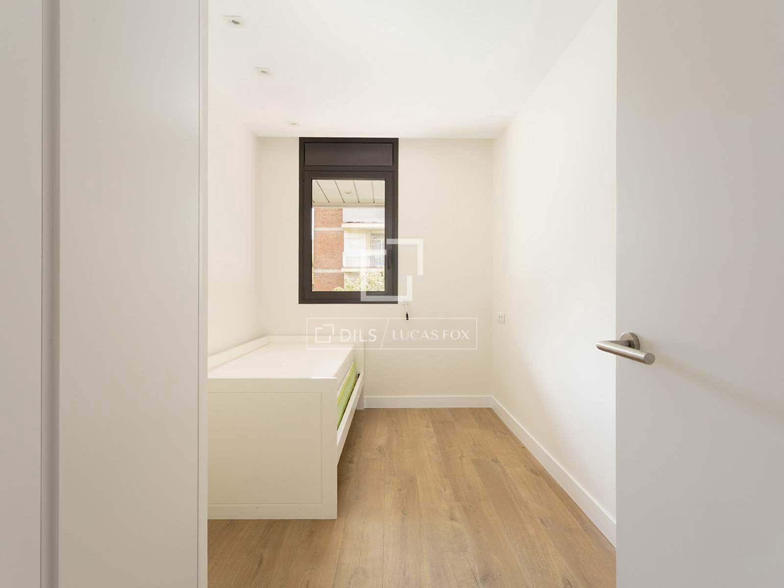 Apartamento de 3 habitaciones en Barcelona ciudad en venta con garaje - 950.000 € (Ref: 9976521)