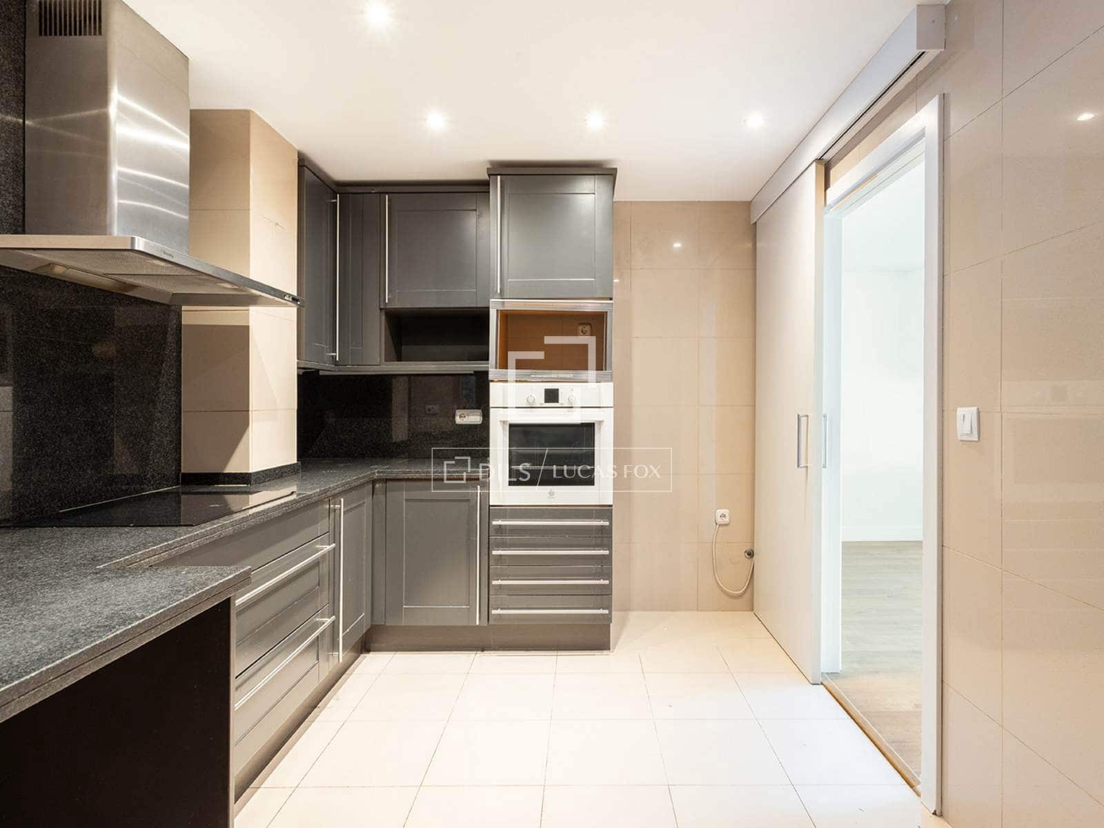 Apartamento de 3 habitaciones en Barcelona ciudad en venta con garaje - 950.000 € (Ref: 9976521)