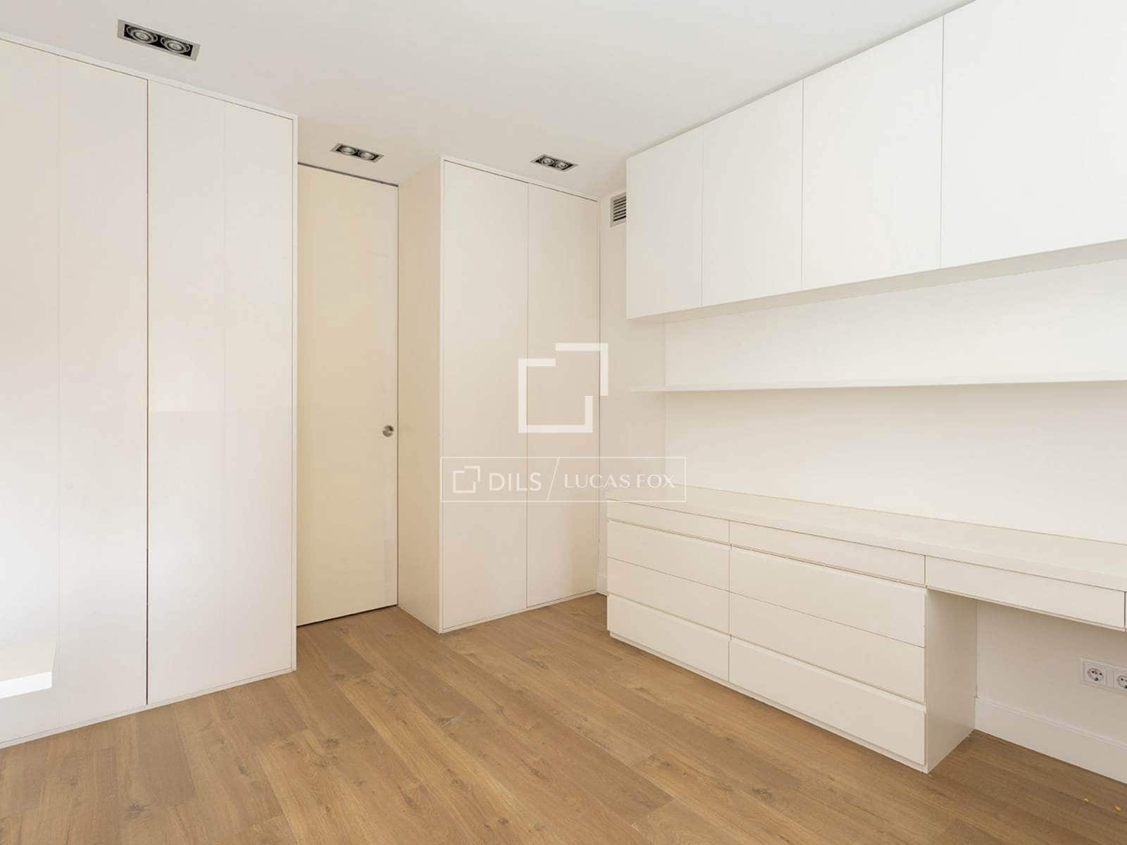 Apartamento de 3 habitaciones en Barcelona ciudad en venta con garaje - 950.000 € (Ref: 9976521)